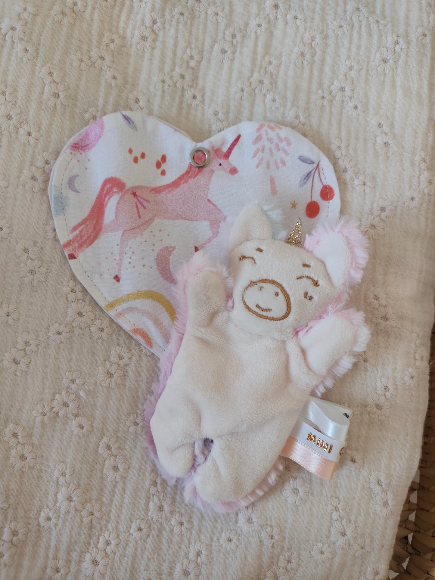 Doudou RECONFORT mini licorne