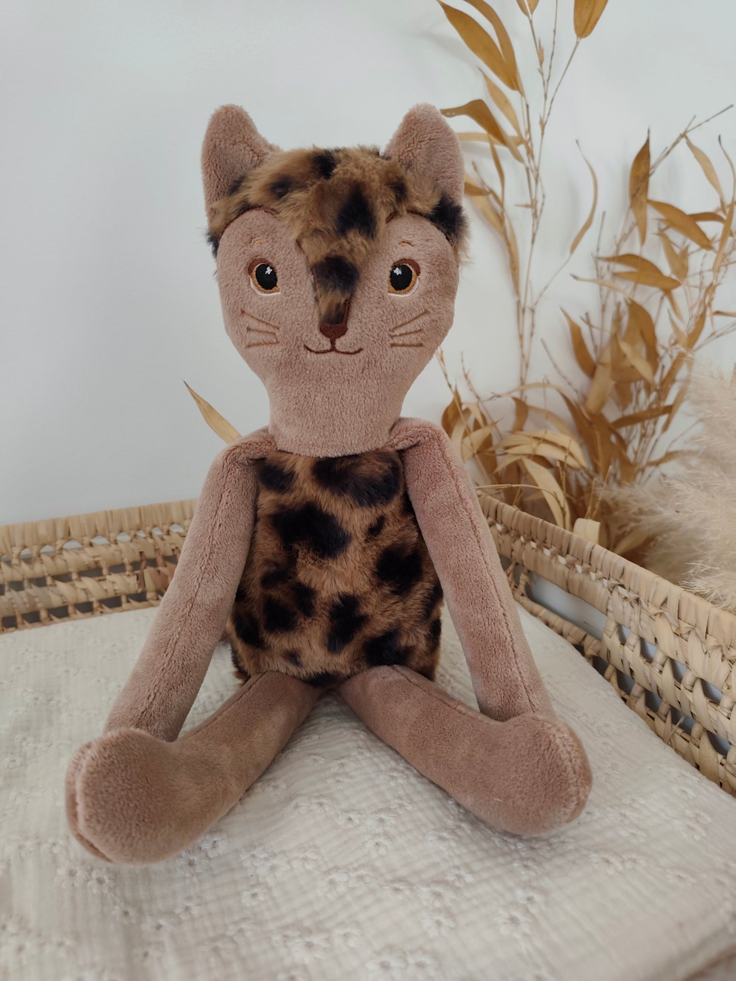 Peluche poupée chat LEOPARD 45 cm