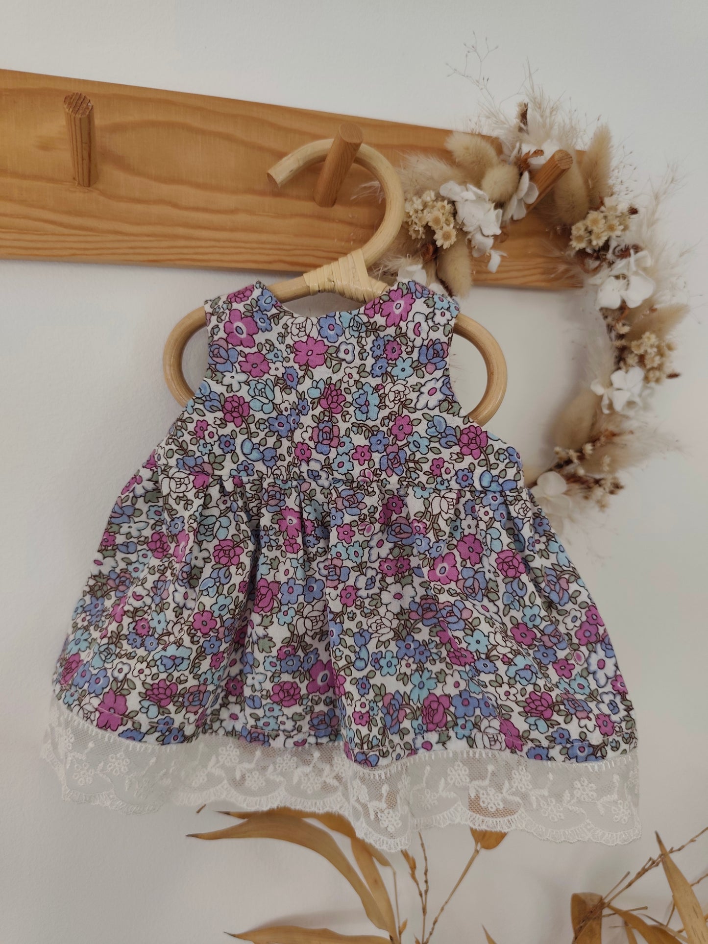 Tenue ROBE parme pour poupée peluche 45 cm
