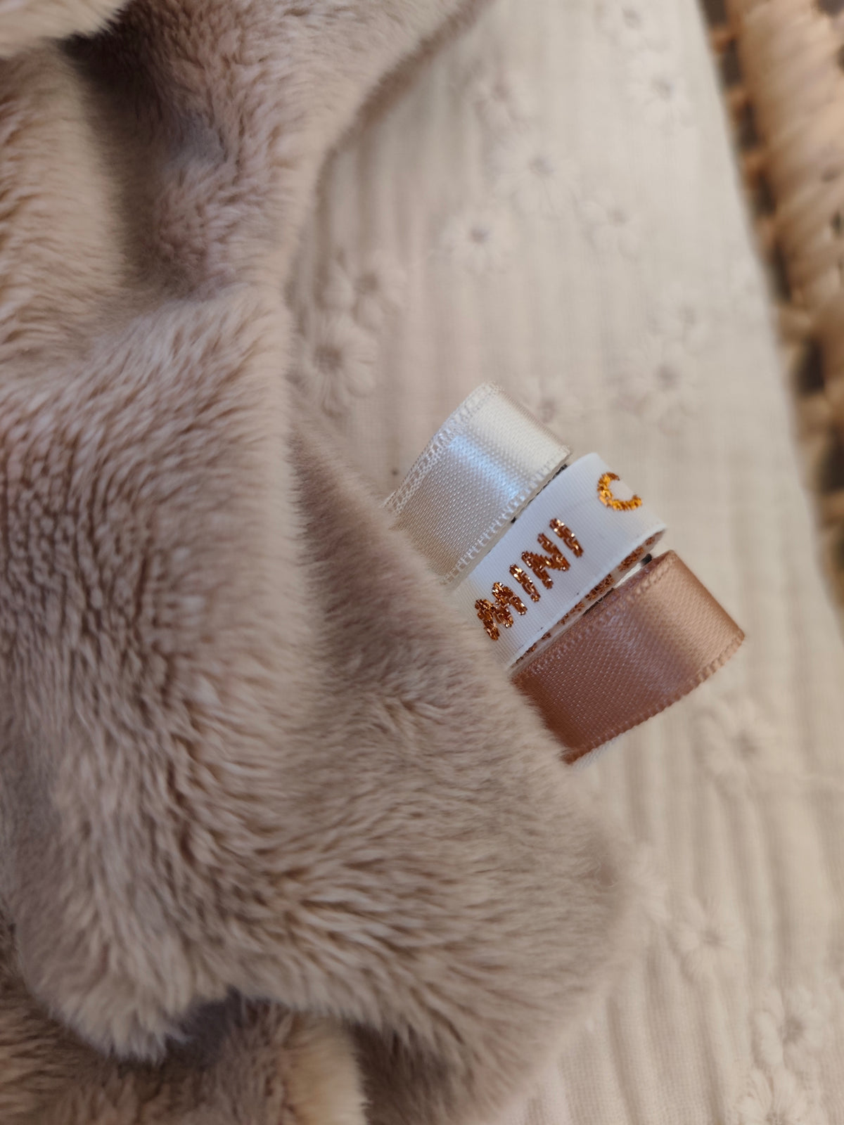 Mini doudou TECKEL polaire vichy marron