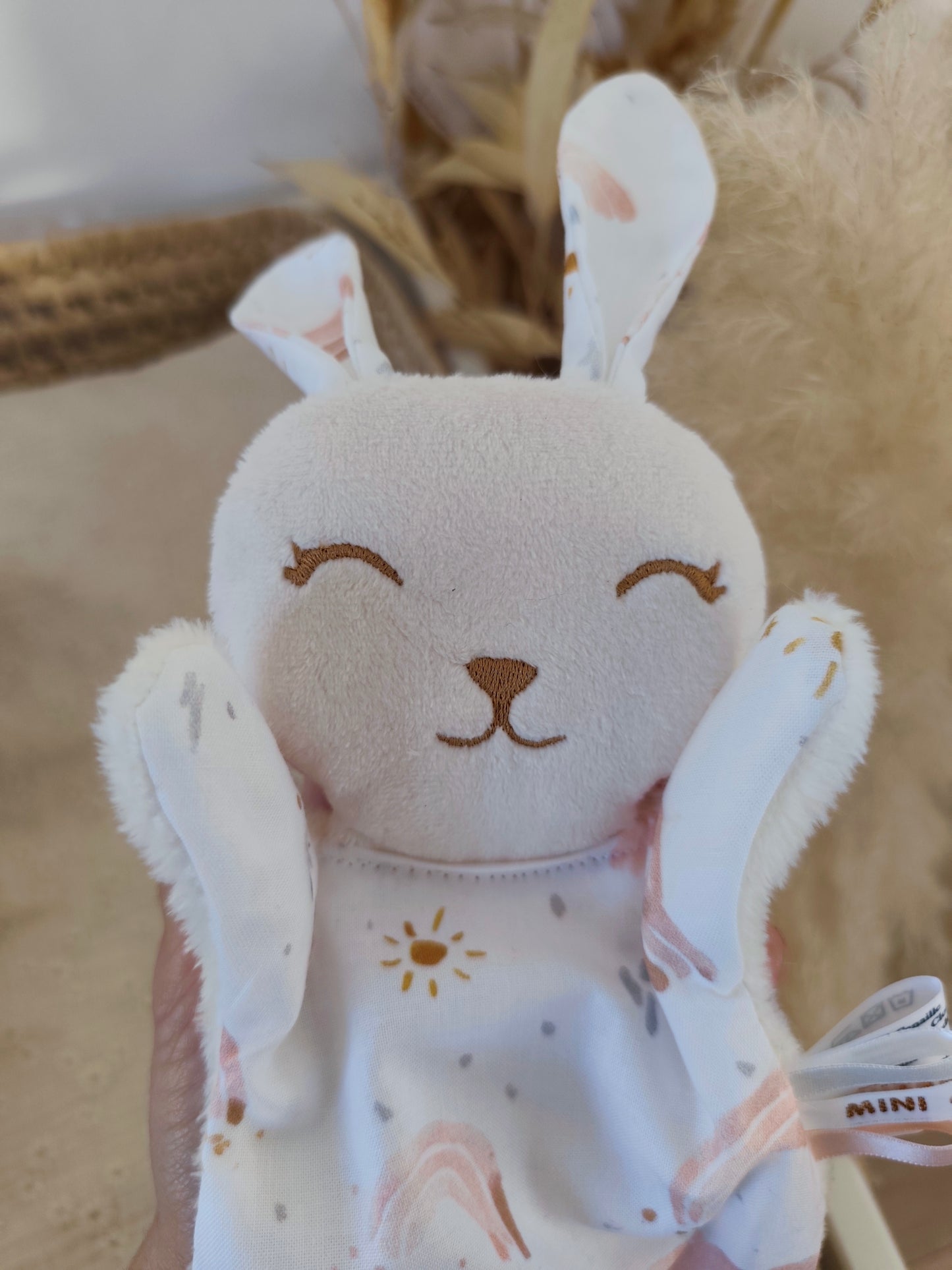 Mini doudou lapin ARC EN CIEL