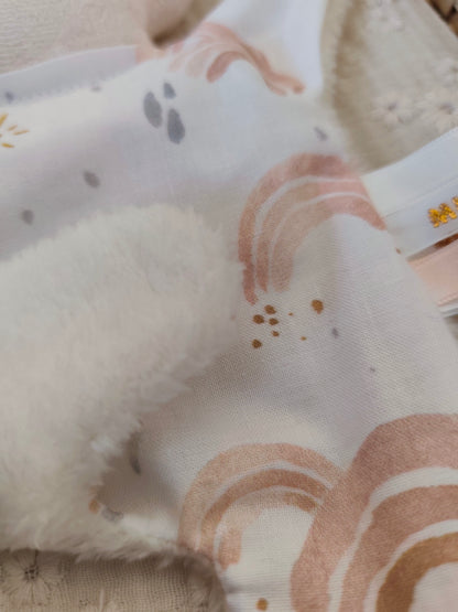 Mini doudou lapin ARC EN CIEL