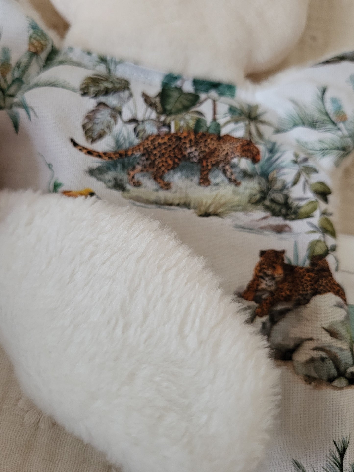 Mini doudou lapin LEOPARD JUNGLE