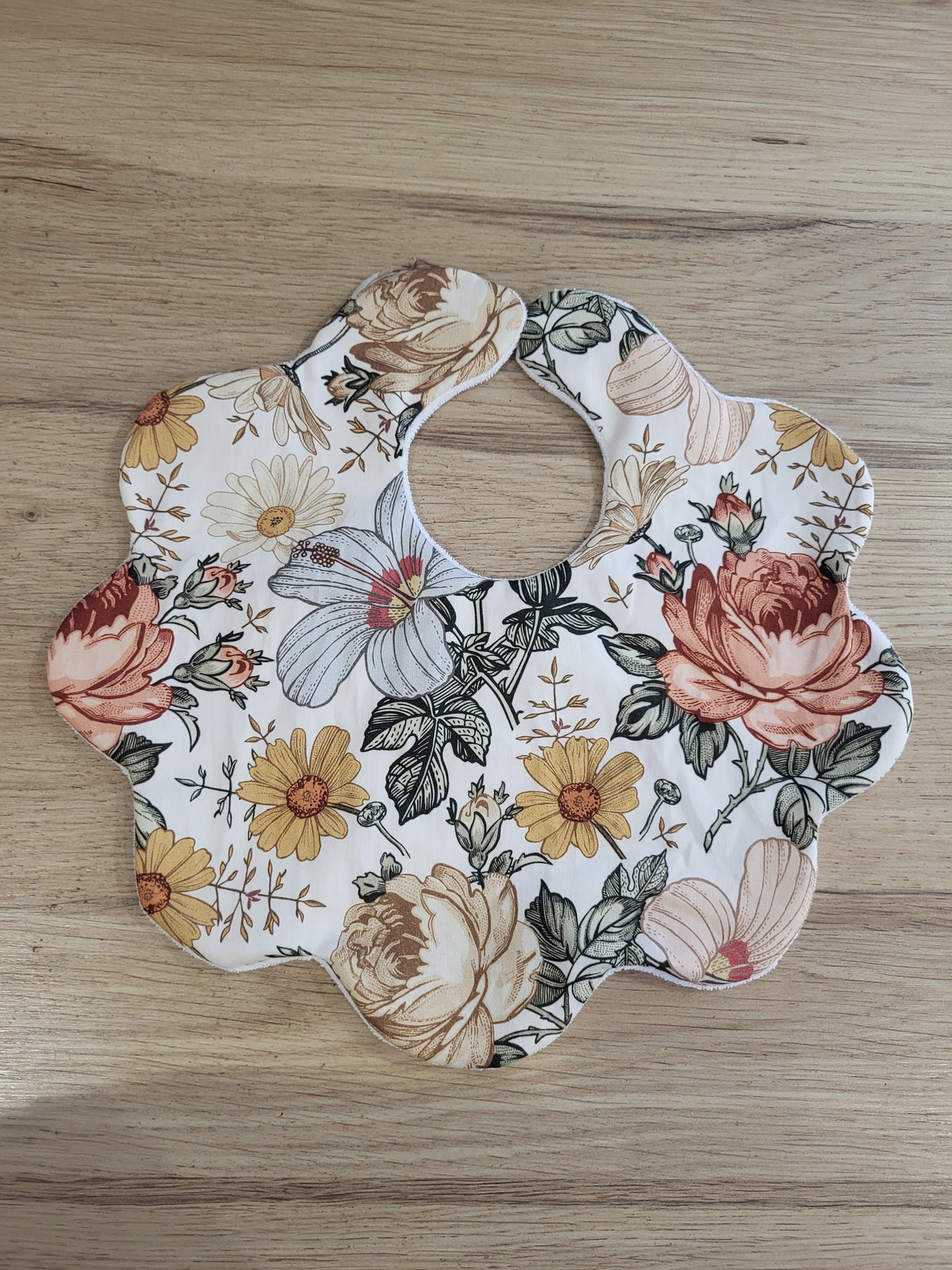 Bavoir FLEURS fleuri rétro 0/6 mois