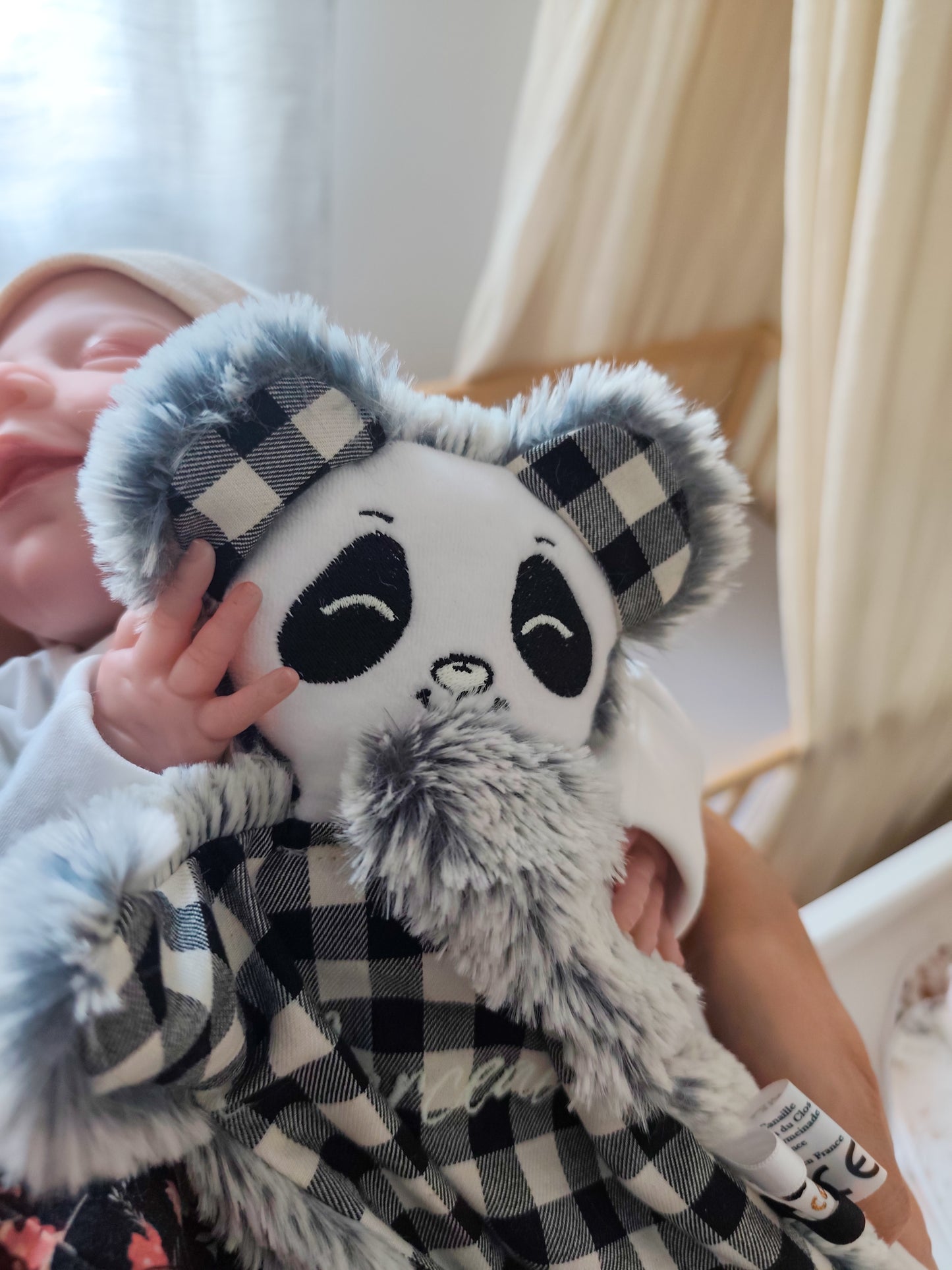 Doudou PANDA noir et blanc