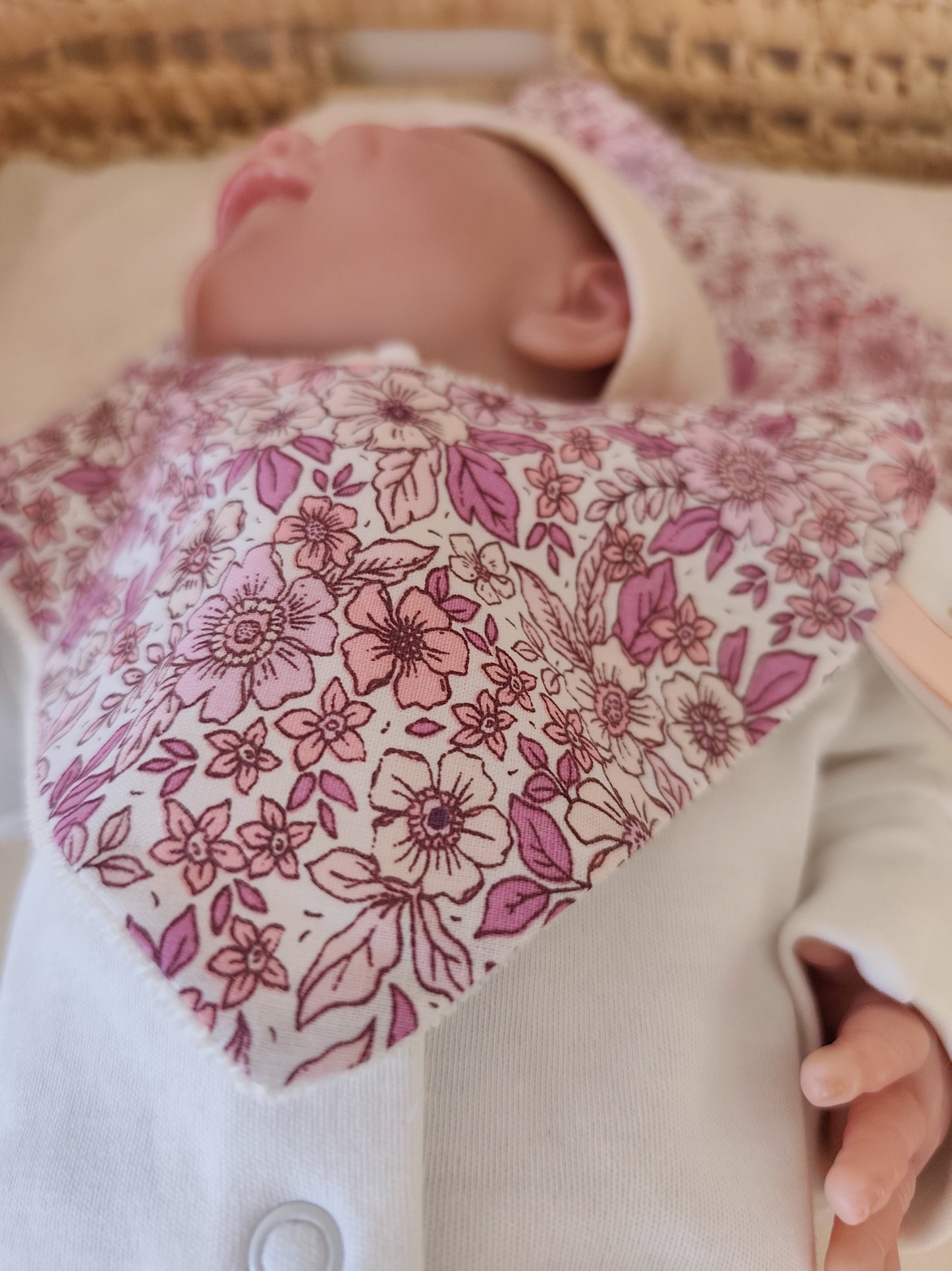 Bavoir naissance FLOWERS