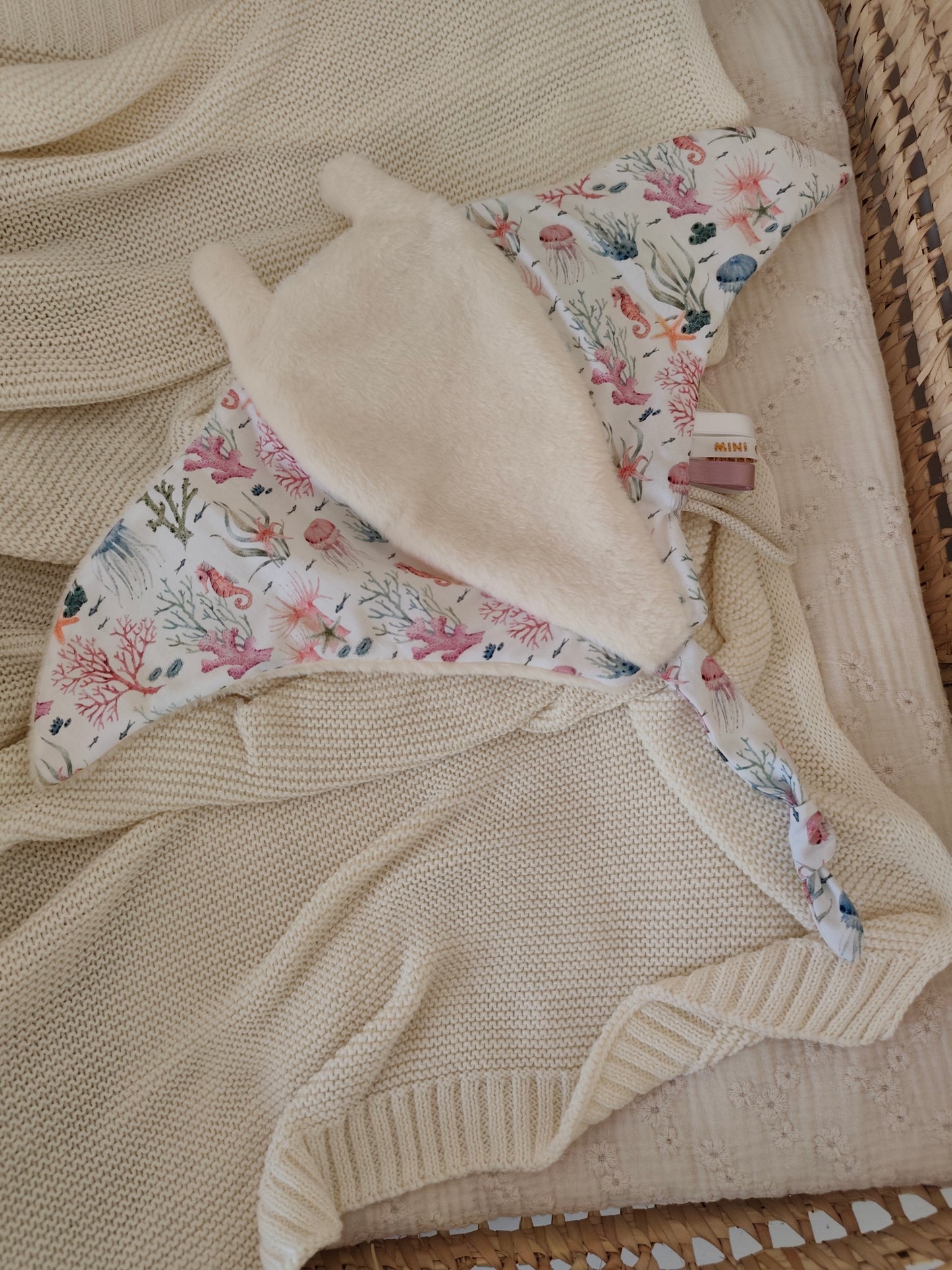 Doudou raie manta MER rose