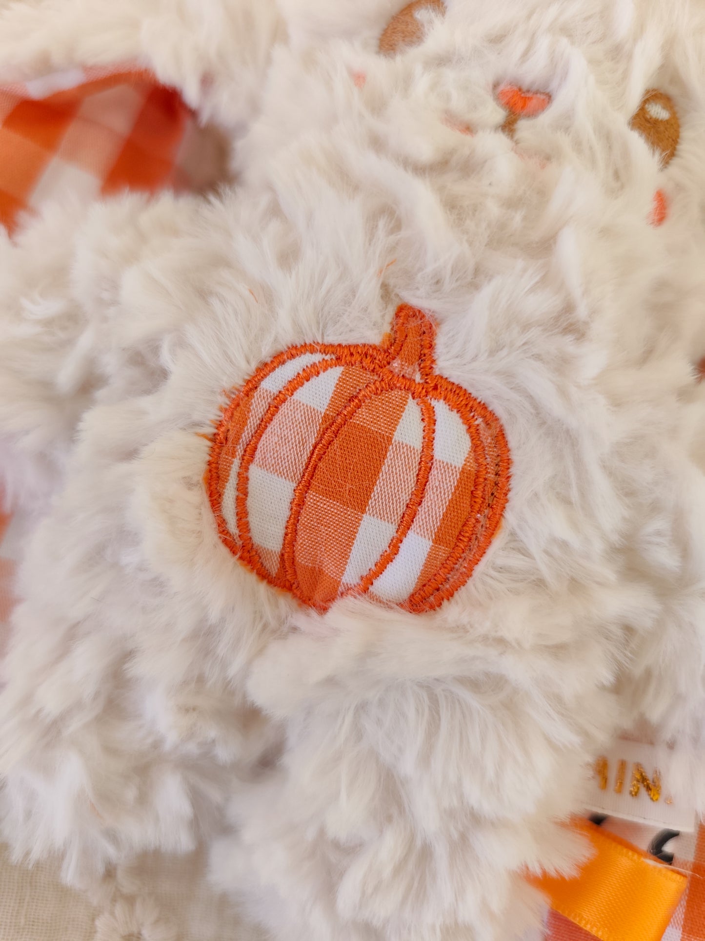 Peluche KAWAII vampire vichy orange