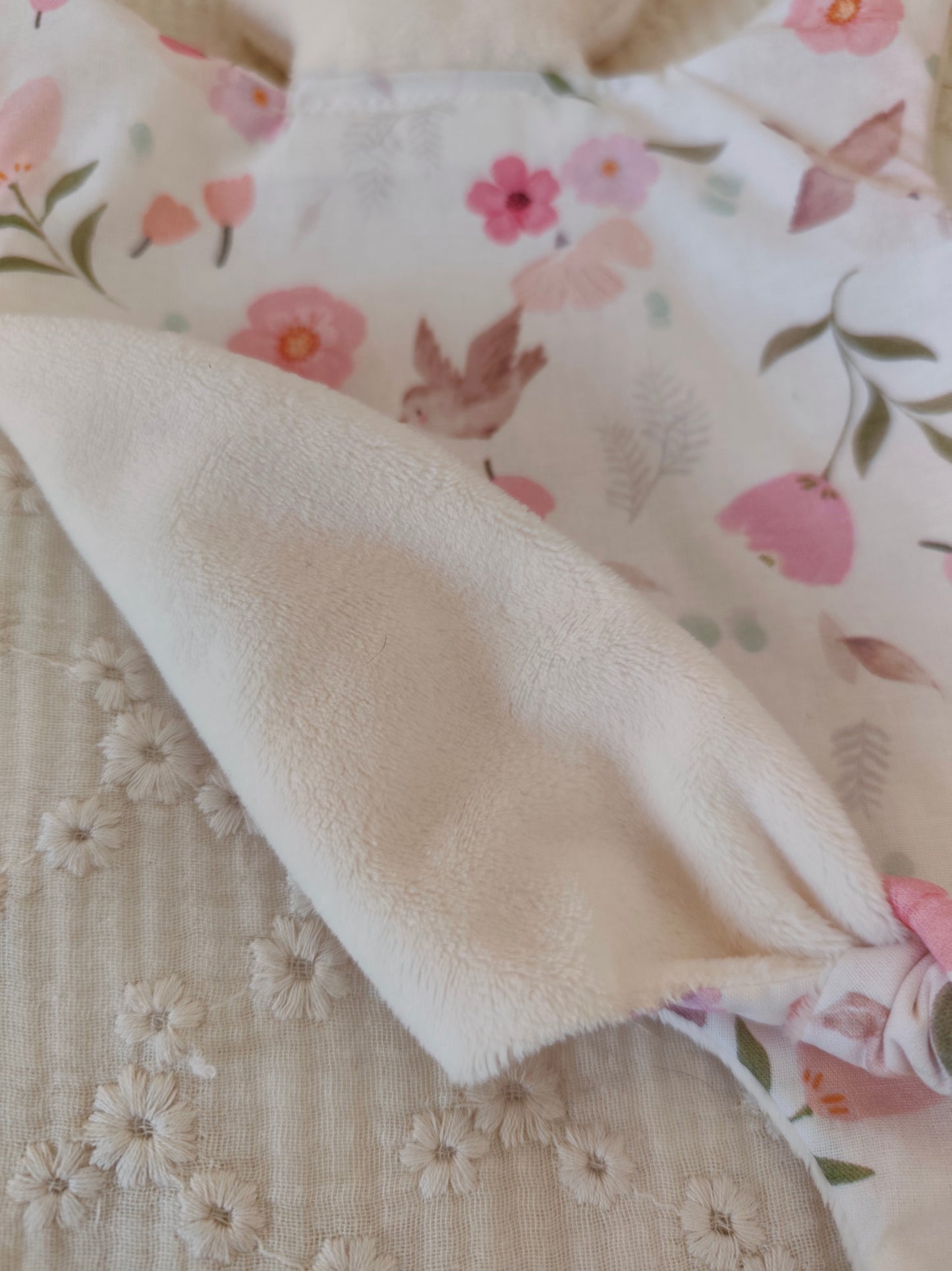 Grand doudou lapin BIRDY rose