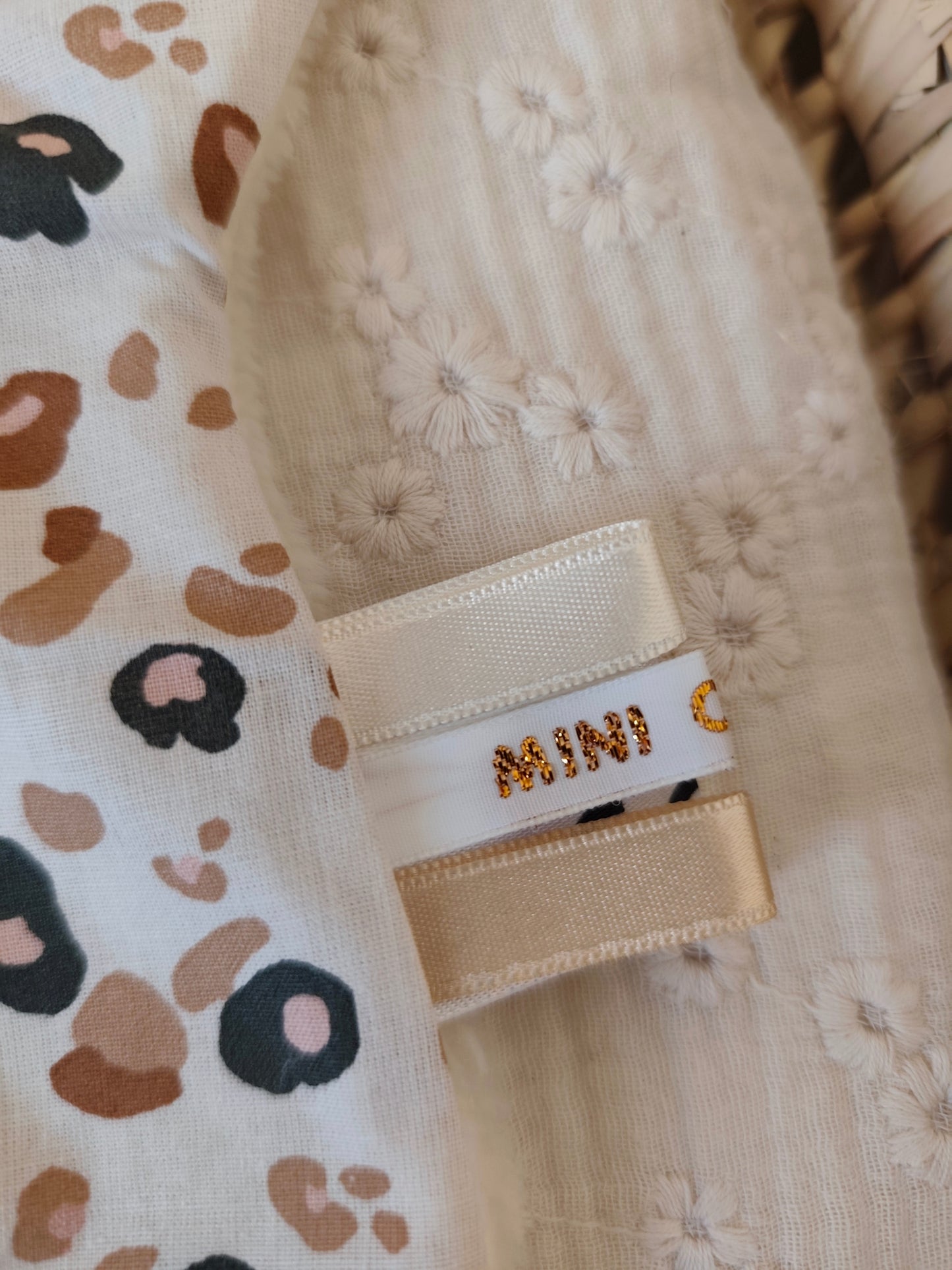 Mini doudou lapin LEOPARD marron