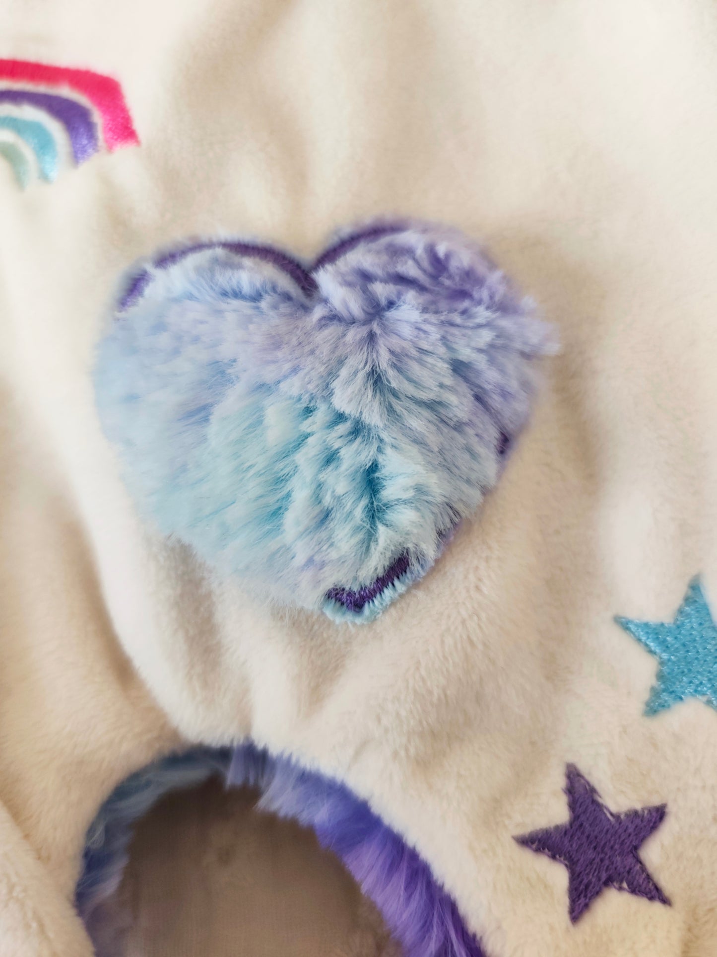 Doudou lapin ARC EN CIEL BRODE rose et violet