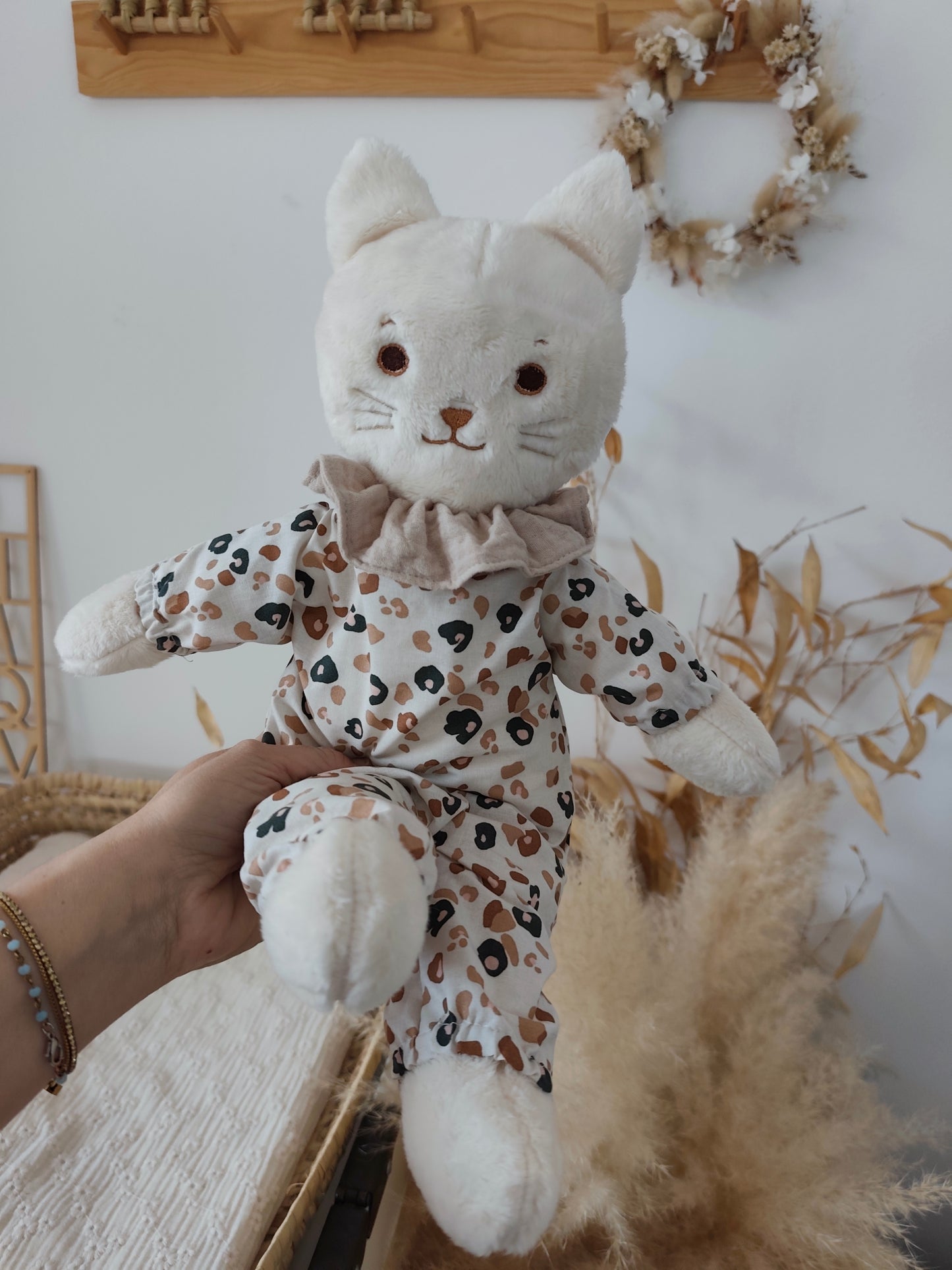 Tenue COMBINAISON léopard +collerette pour poupée peluche 45 cm