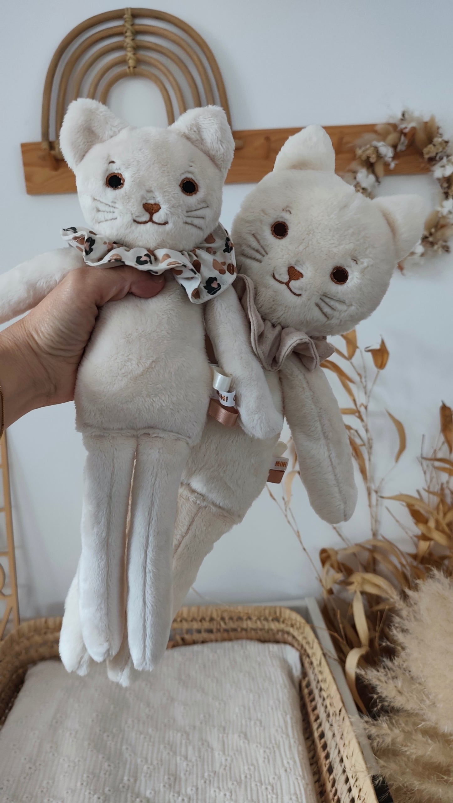 Peluche poupée chat ECRU 35 cm