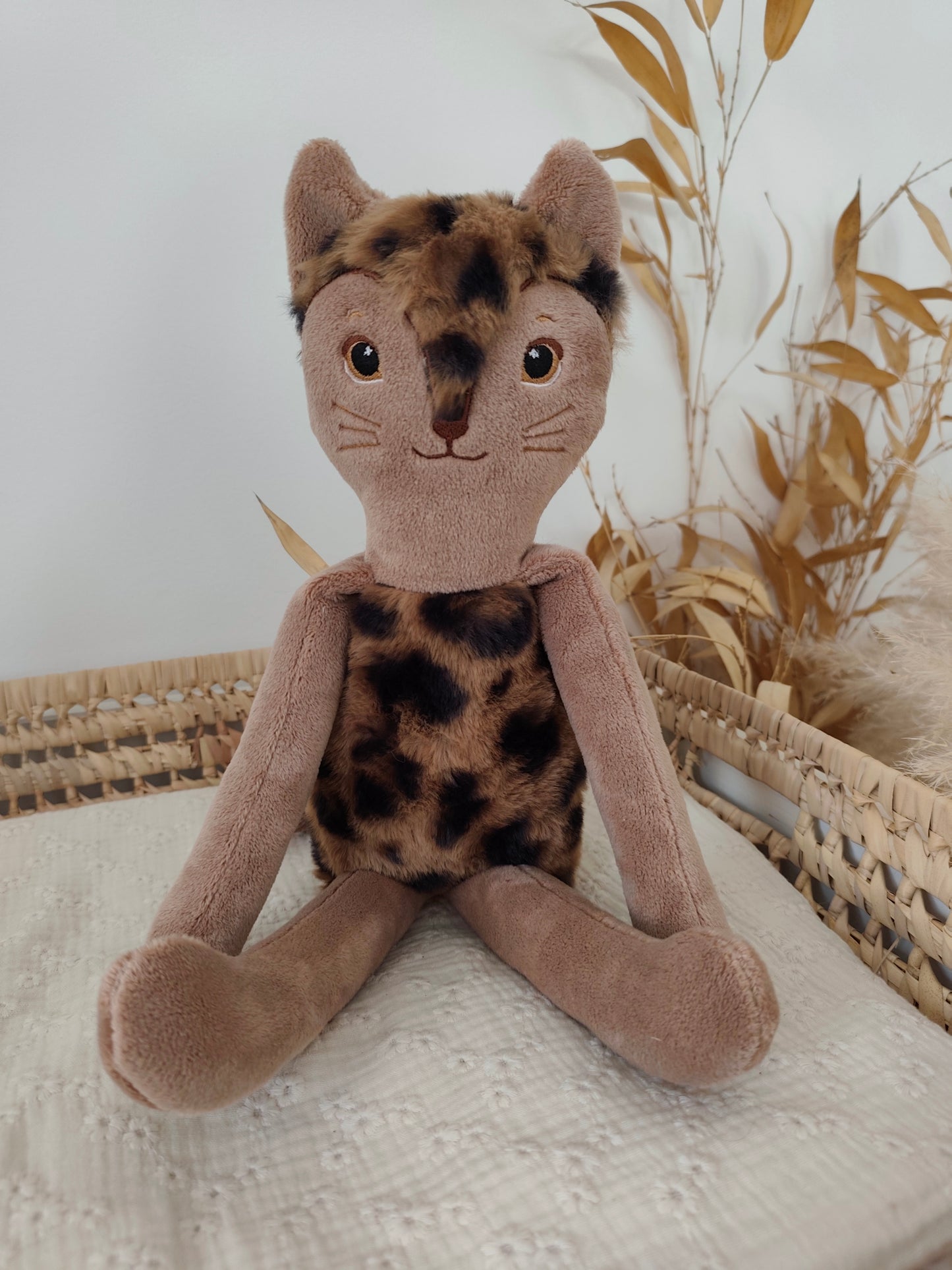 Peluche poupée chat LEOPARD 45 cm