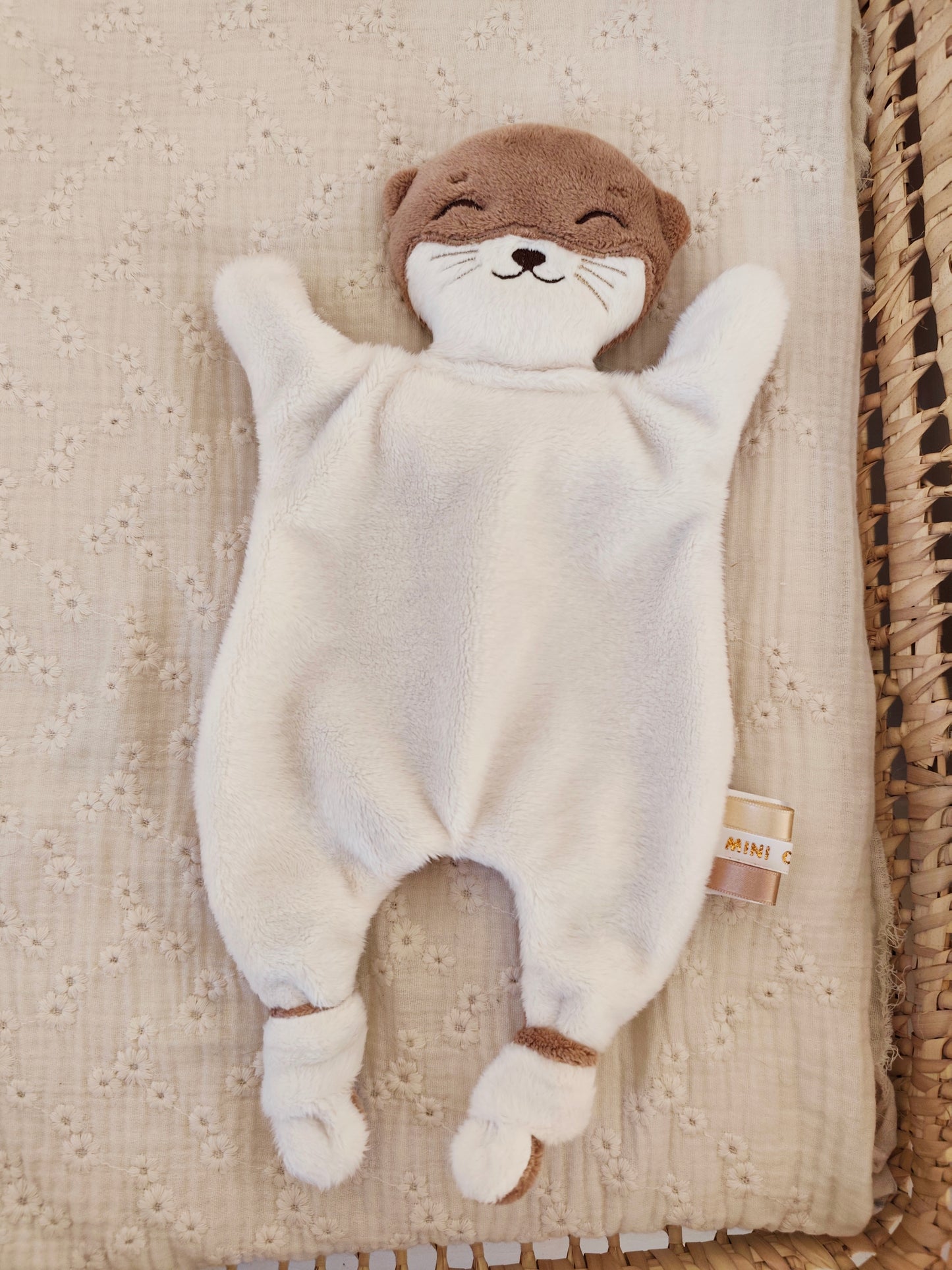 Doudou LOUTRE marron