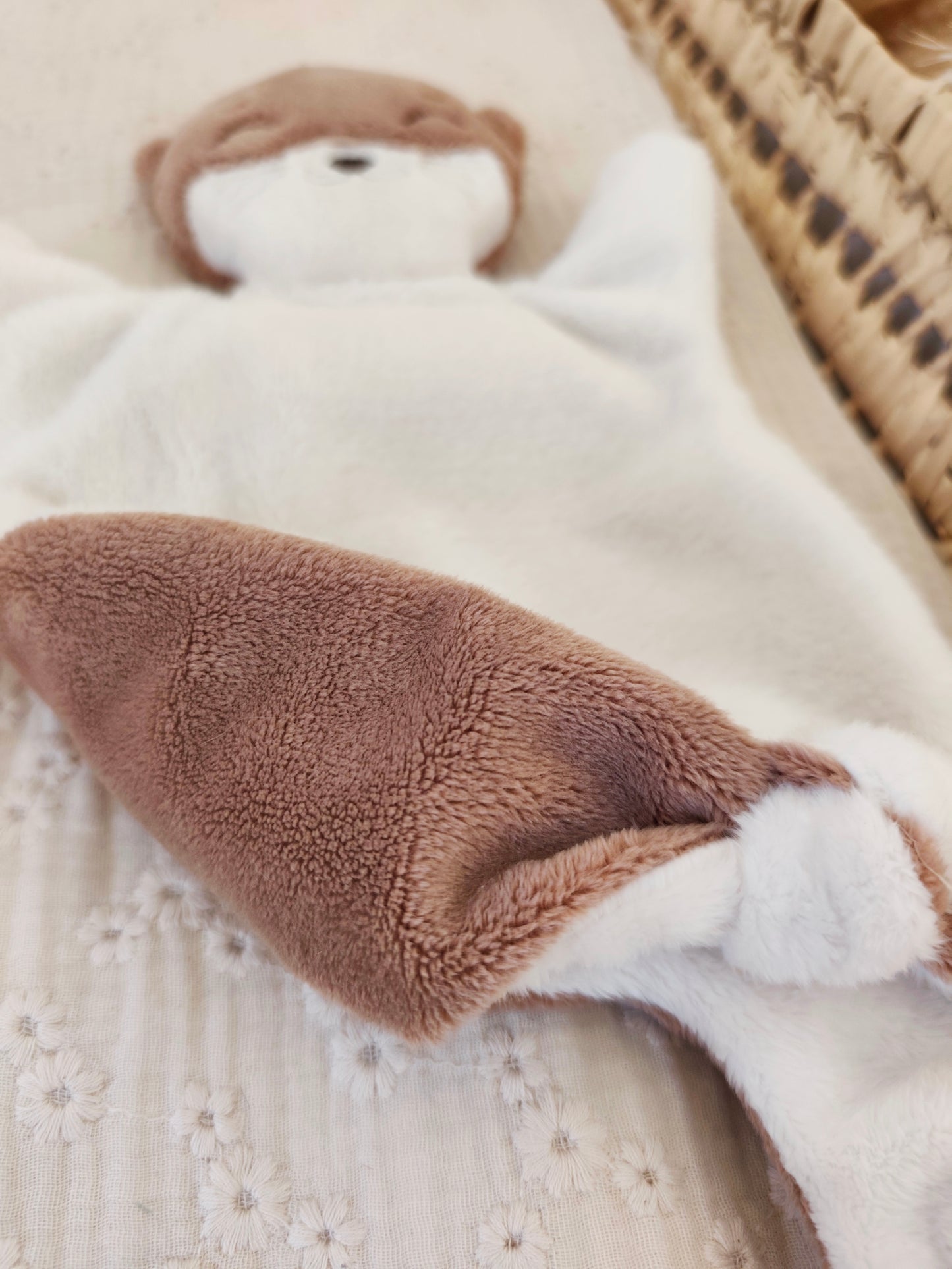 Doudou LOUTRE marron