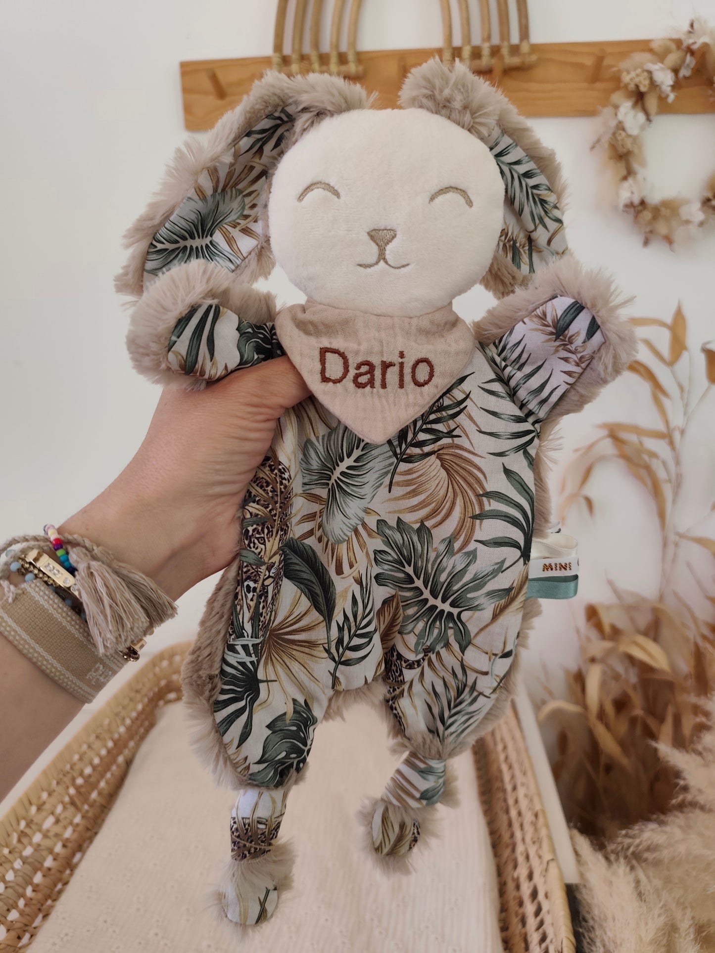 Grand doudou lapin LÉOPARD EUCALYPTUS