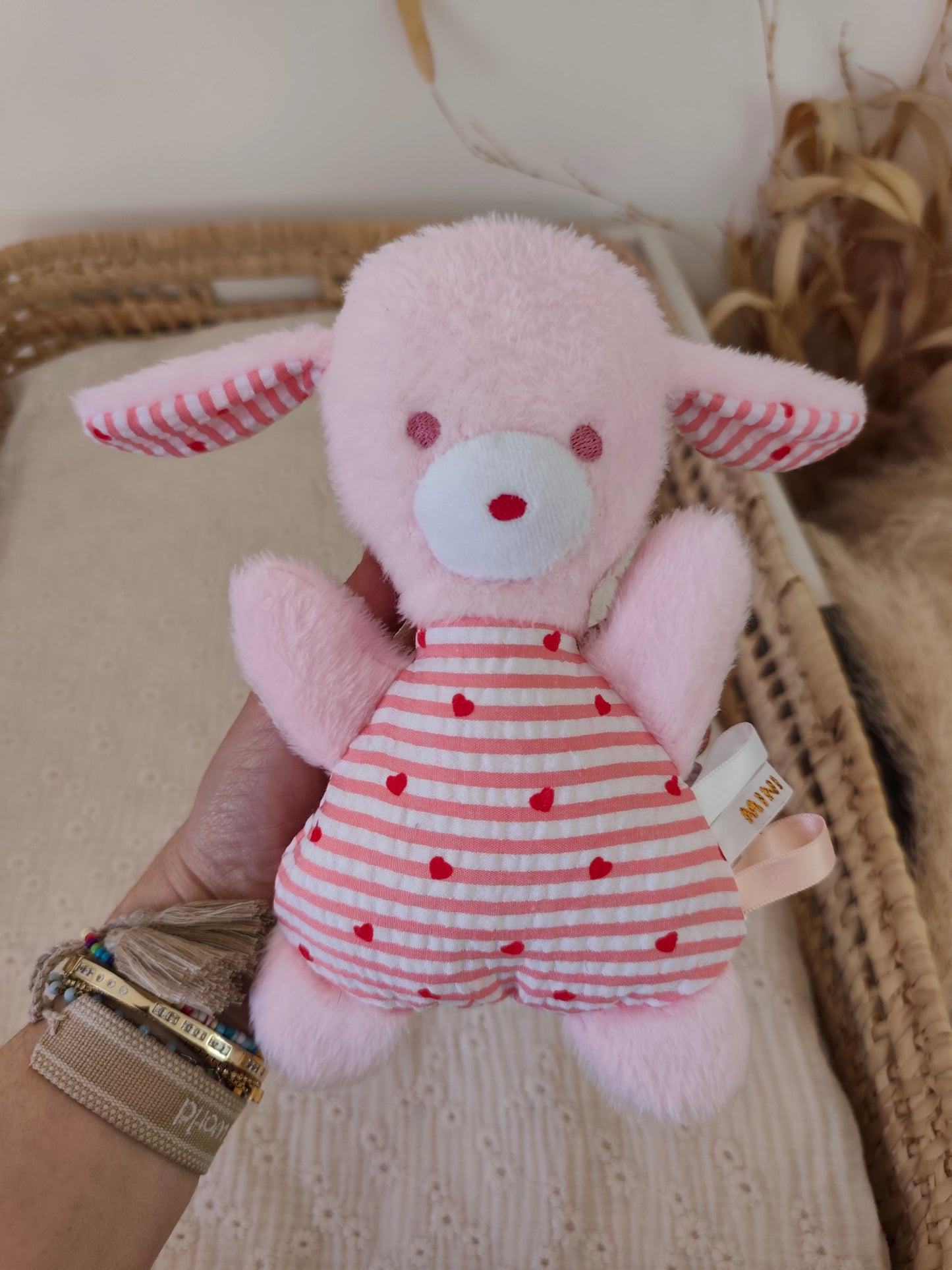 Doudou peluche RAYURE ROSE petits coeurs rouges