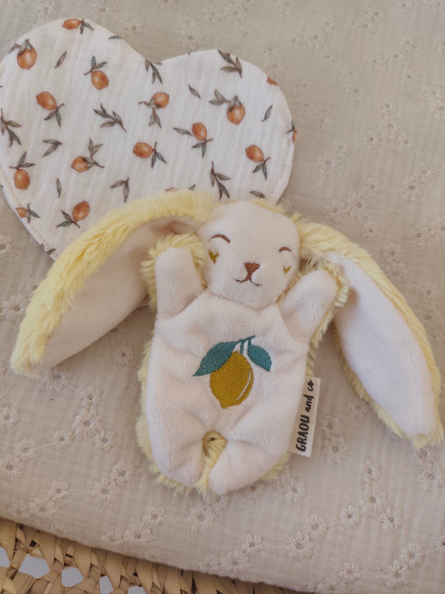 Doudou RECONFORT lapin CITRON