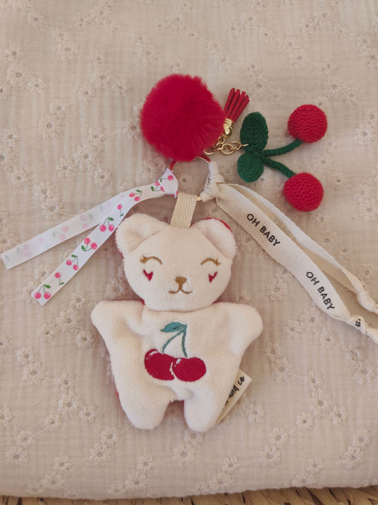 GRI-GRI porte clé ours CERISE