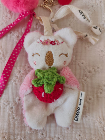 GRI-GRI porte clé koala FRAISE dans les bras