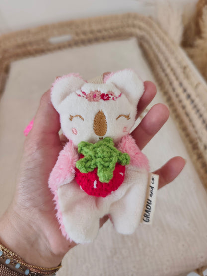 GRI-GRI porte clé koala FRAISE dans les bras