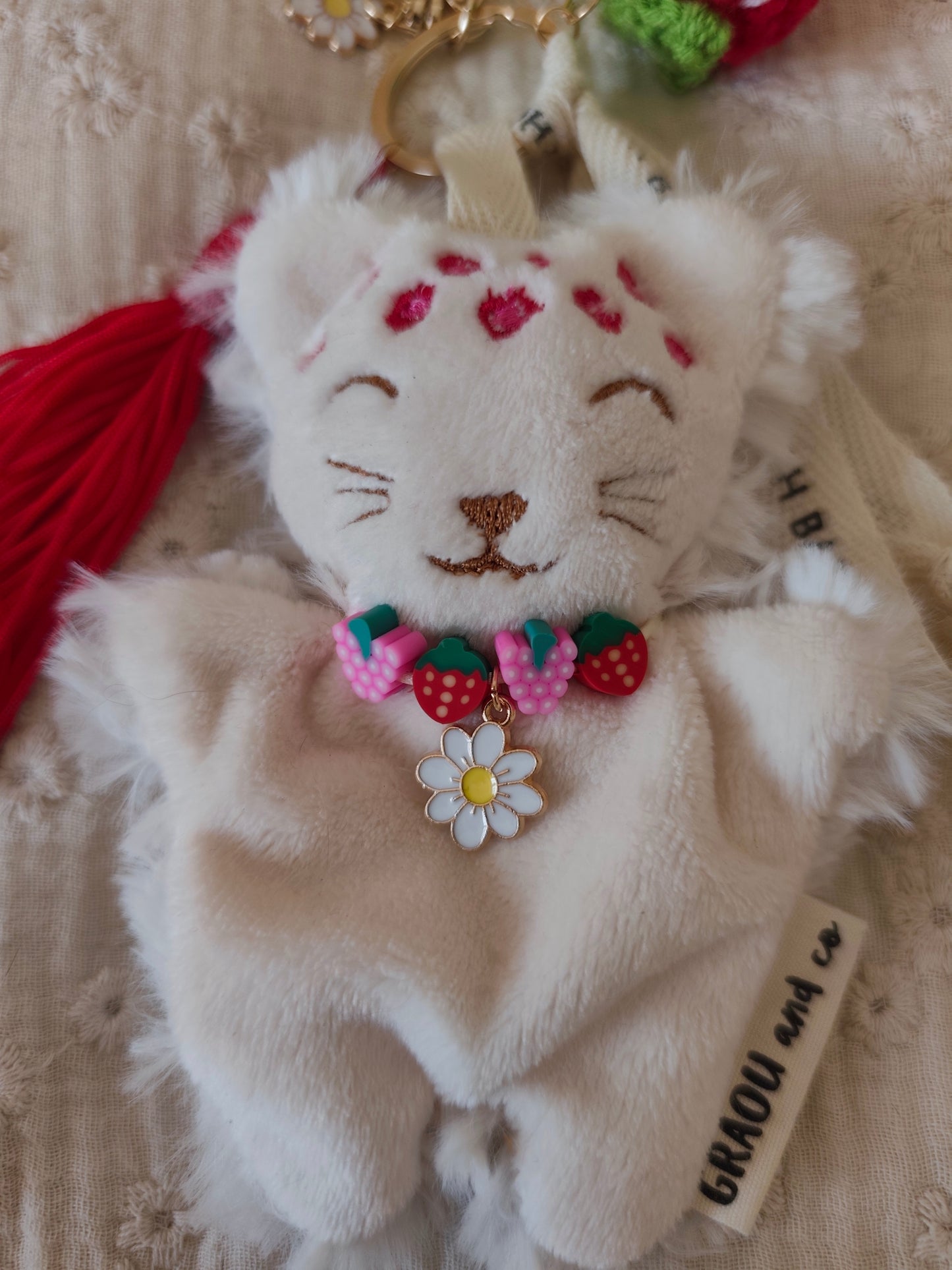GRI-GRI porte clé léopard FRAISE