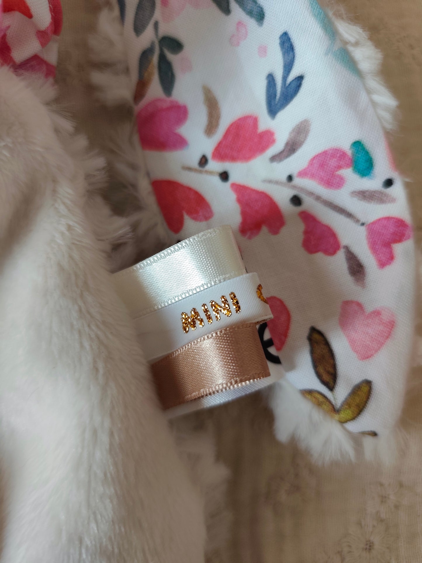 Mini doudou lapin CŒURS