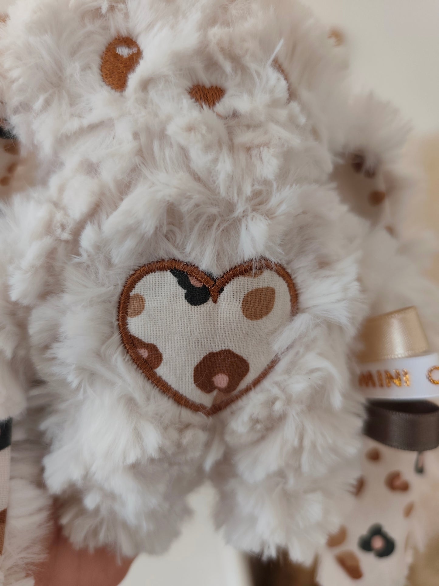 Peluche KAWAII vichy léopard