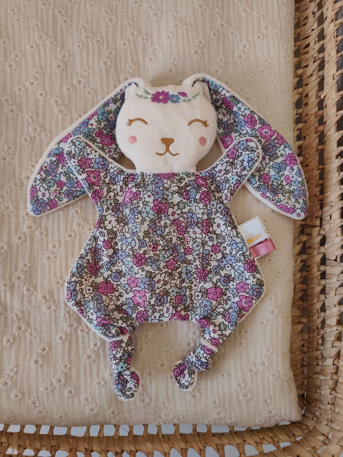 Mini doudou lapin FLEUR PARME