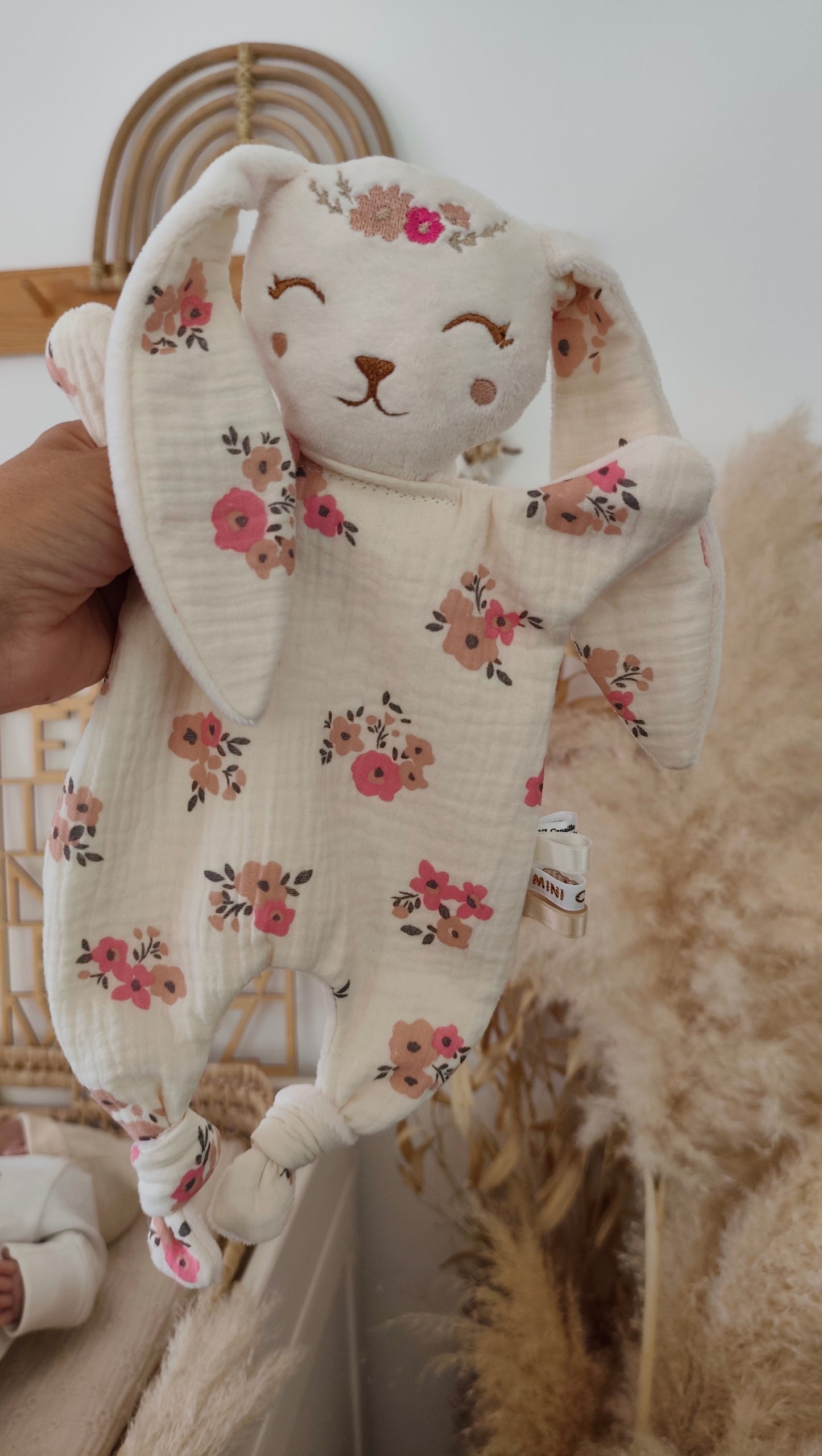 Grand doudou lapin BRITISH fleurs roses