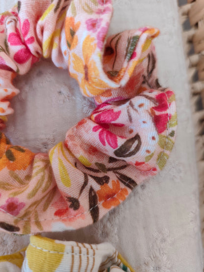 Chouchou FLEURI élastique pour cheveux / Femme et Fille