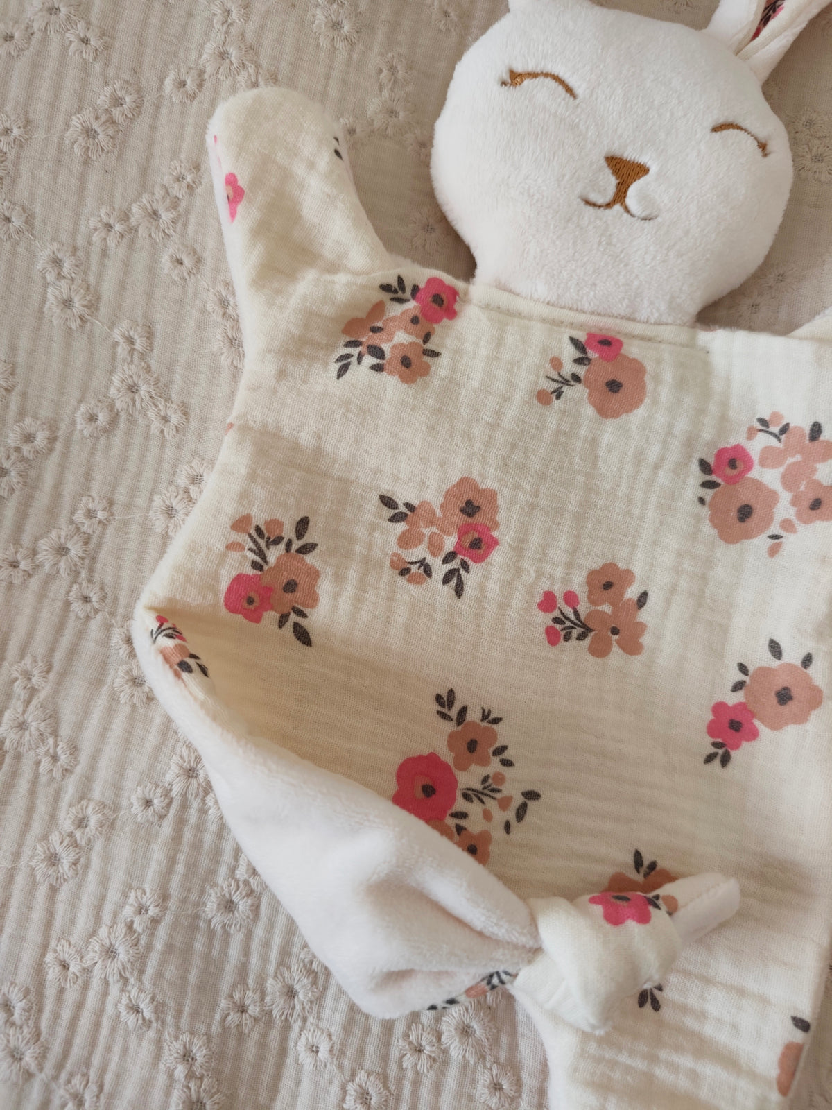 Grand doudou lapin AUTUMN fleurs