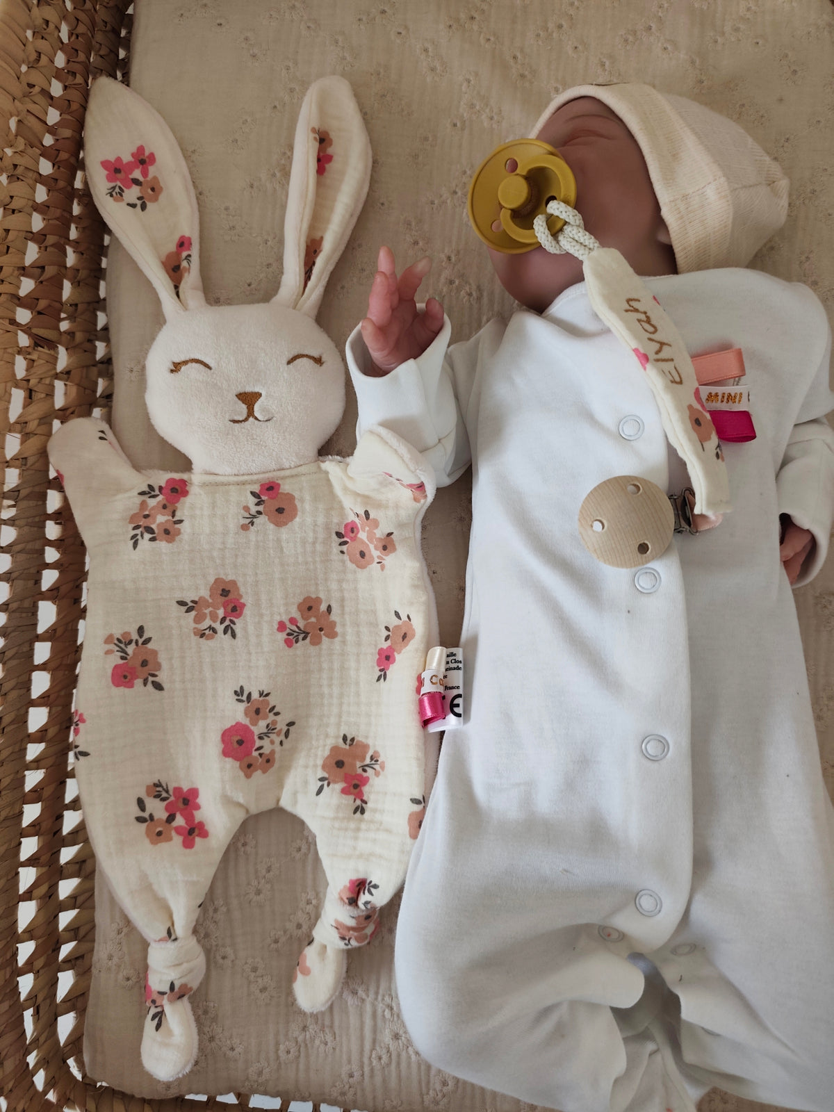Grand doudou lapin AUTUMN fleurs