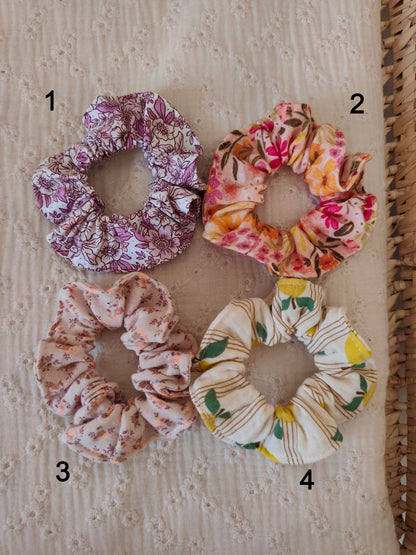 Chouchou FLEURI élastique pour cheveux / Femme et Fille