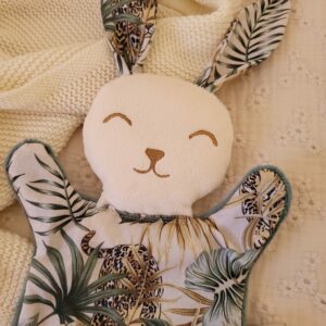 Doudou lapin LEOPARD EUCALYPTUS