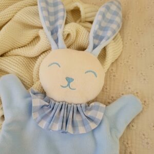 Doudou lapin bleu layette VICHY