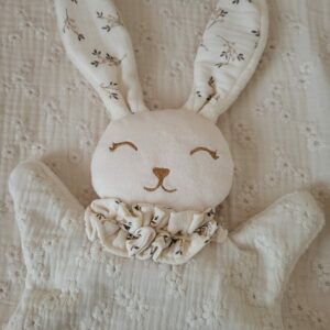 Doudou lapin FLEURI ECRU (grand modèle)