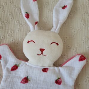 Doudou lapin FRAISE (grand modèle)