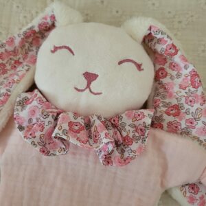 Doudou mon Lapinou FLEURI ROSE