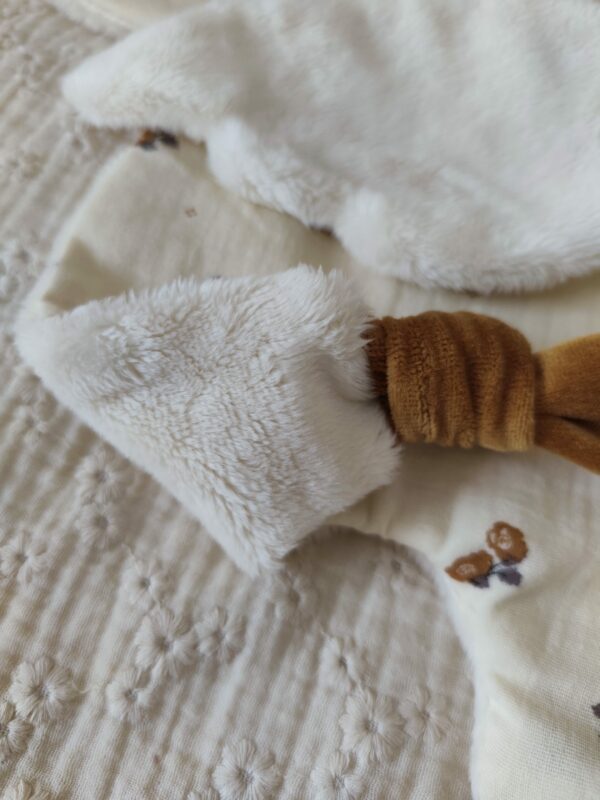 Doudou oie FLEURI (grand modèle) avec ailes – Image 6